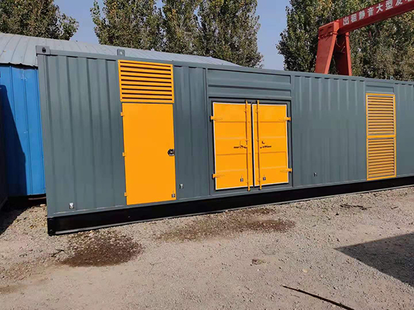 六盘水300kw 柴油发电机组用多大的空气开关？
