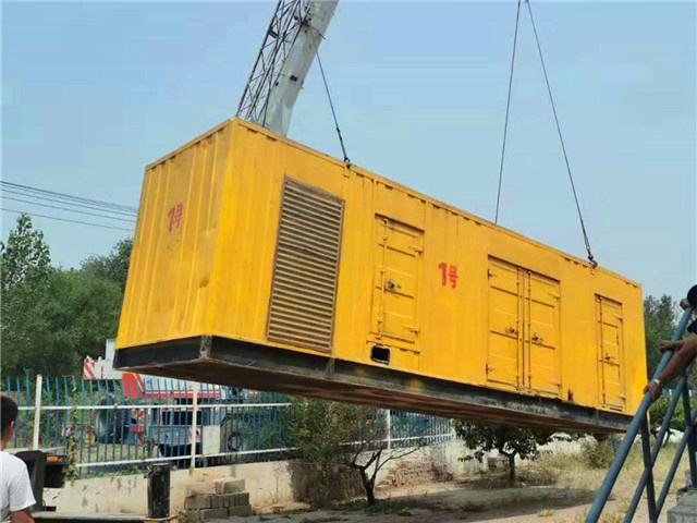 六盘水300KW柴油发电机组油耗是多少?